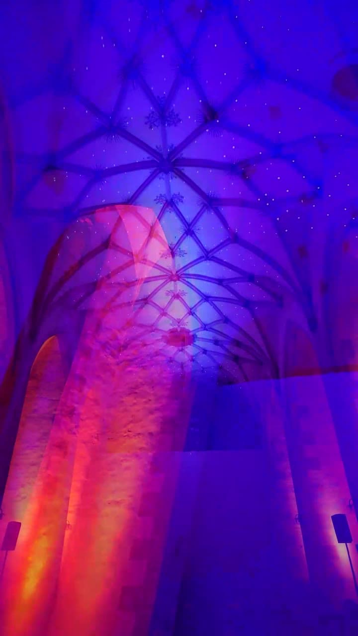Licht im Klostersaal